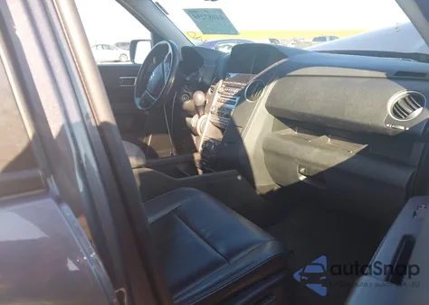 2014 Honda Pilot Touring z USA, uszkodzony, nr VIN 5FNYF4H98EB009386